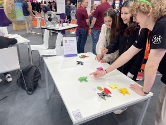 Experimente bei der IdeenExpo